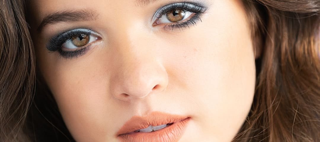 How To Do Mod Smokey Eyeshadow That S Diy Beauty Goals 1080x476